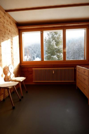 Traditional 3 Bedroom Apartment